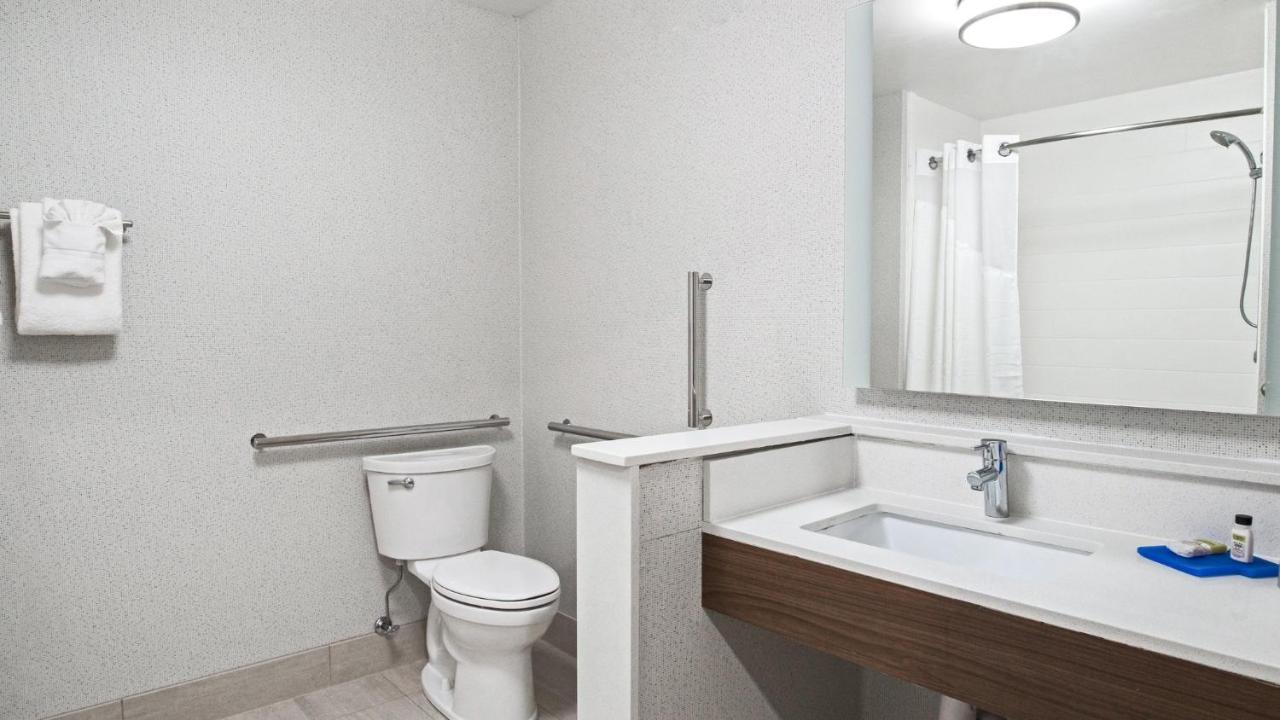 Holiday Inn Express & Suites Racine By Ihg Eksteriør billede