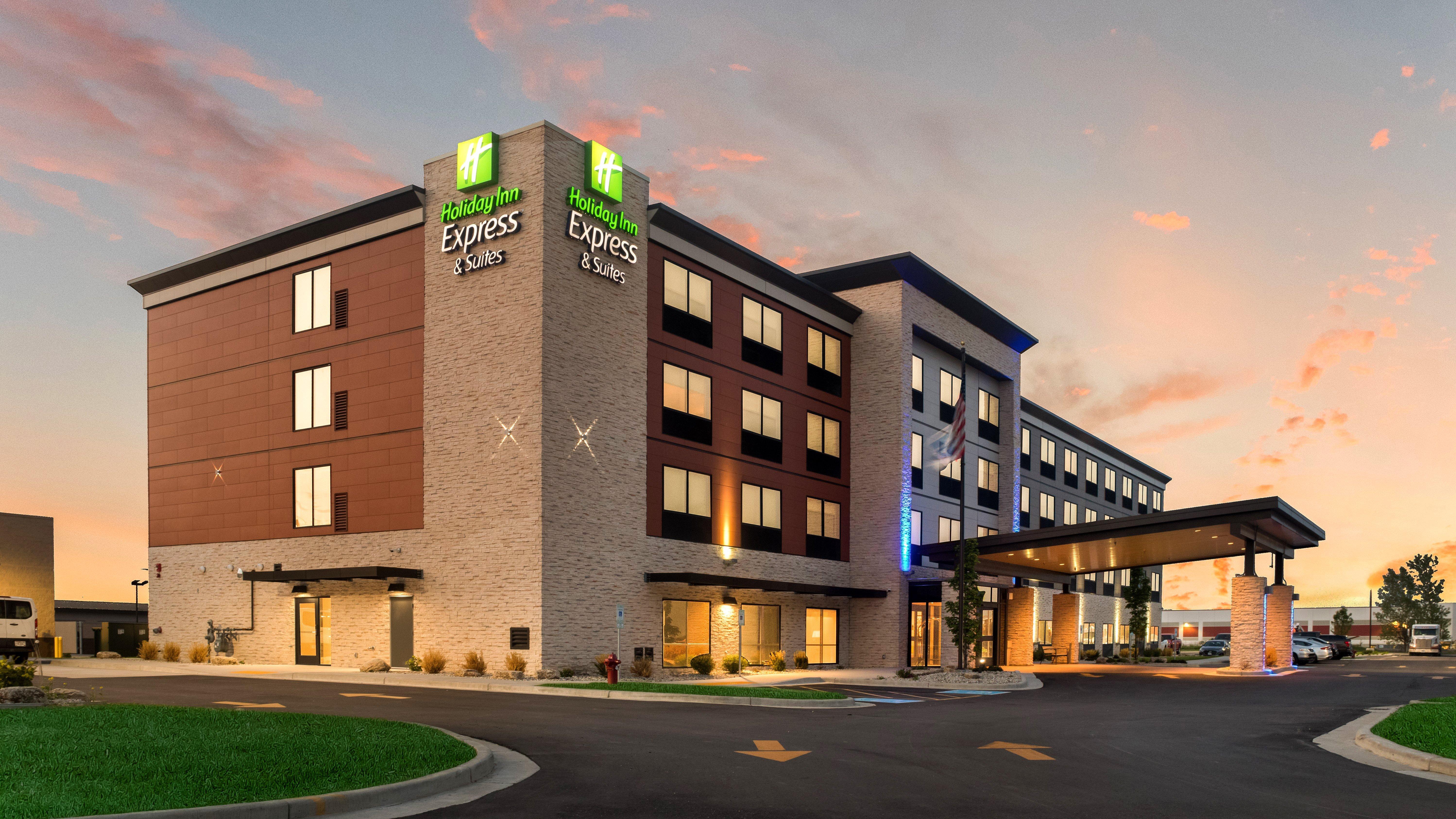 Holiday Inn Express & Suites Racine By Ihg Eksteriør billede