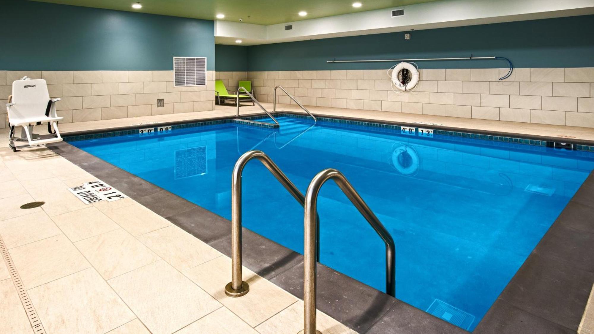 Holiday Inn Express & Suites Racine By Ihg Eksteriør billede